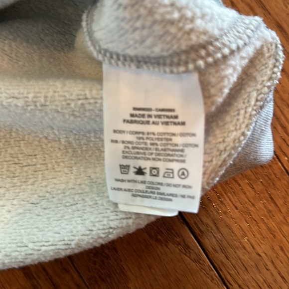 University of North Carolina Crewneck Nike Gray sweatshirt size small - Picture 5 of 6